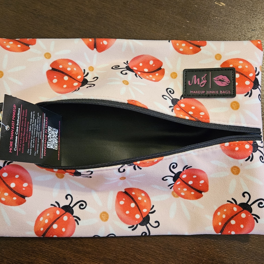 Makeup Junkie Medium Ladybug Layflat Bag - Pink